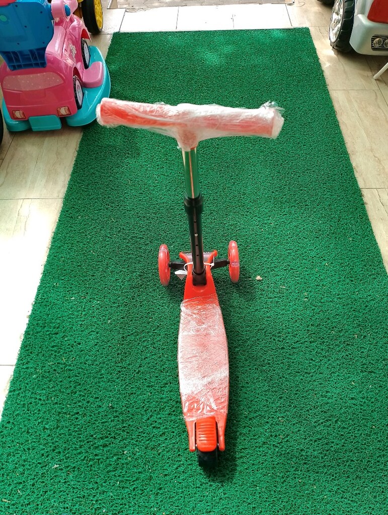 TRİATHLON SCOOTER KATLANIR IŞIKLI 40KG KAPASİTELİ - 3