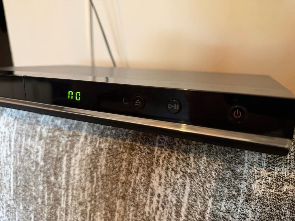 SAMSUNG DVD PLAYER - 5