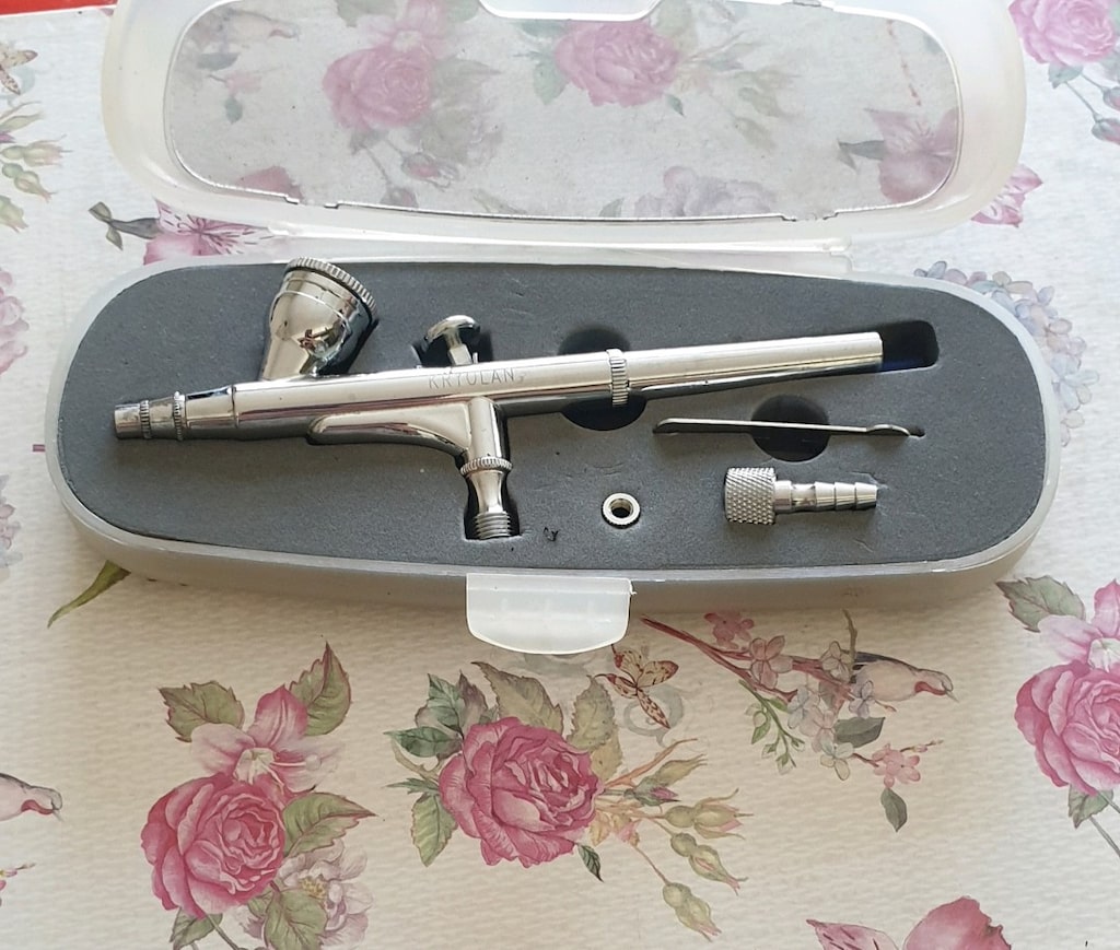 Kryolan Airbrush - 4