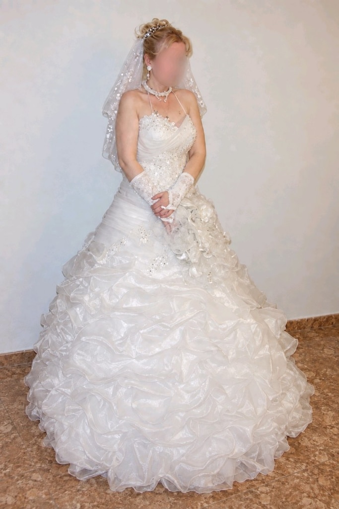 Taş İşlemeli Prenses Model Gelinlik – 40–46 Beden Uyumlu
