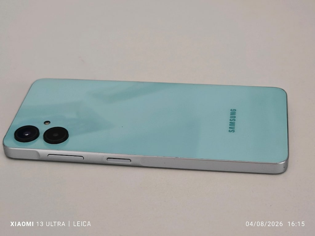 Samsung A06 - 3