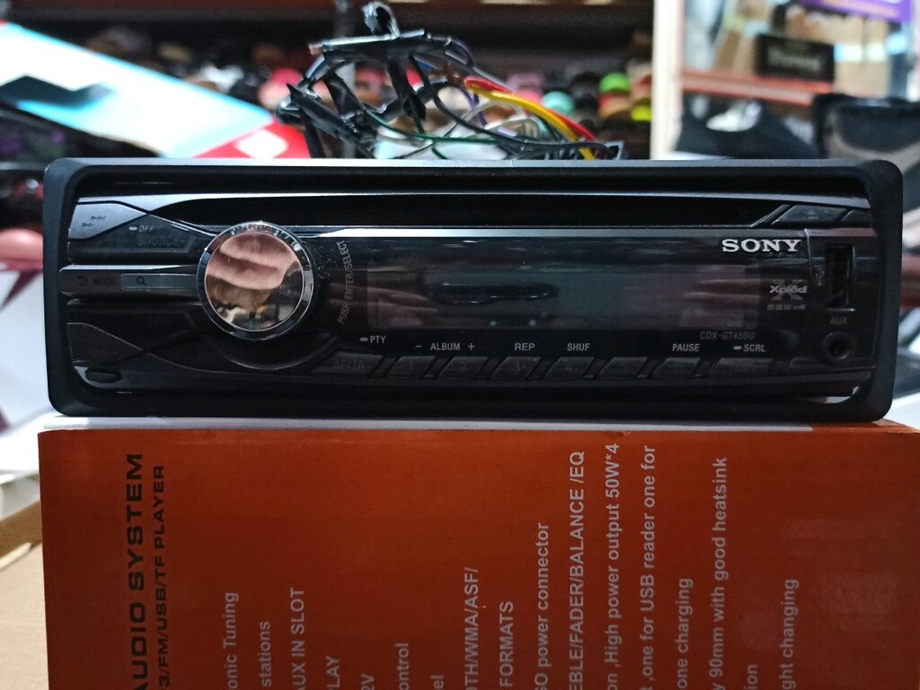 SONY USB aux CD radyo tek anfi çıkışli oto teyp sorunsuz çok temiz - 2