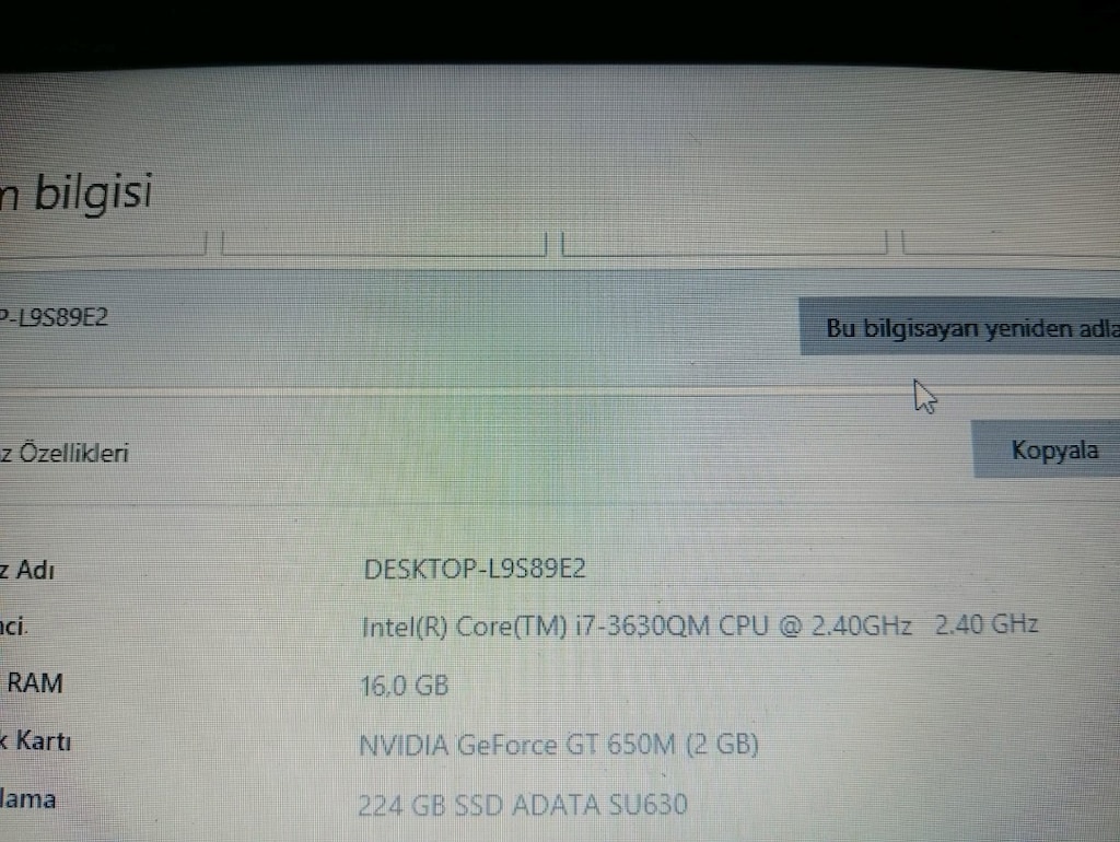 Lenovo IdeaPad Y500 laptop - 8