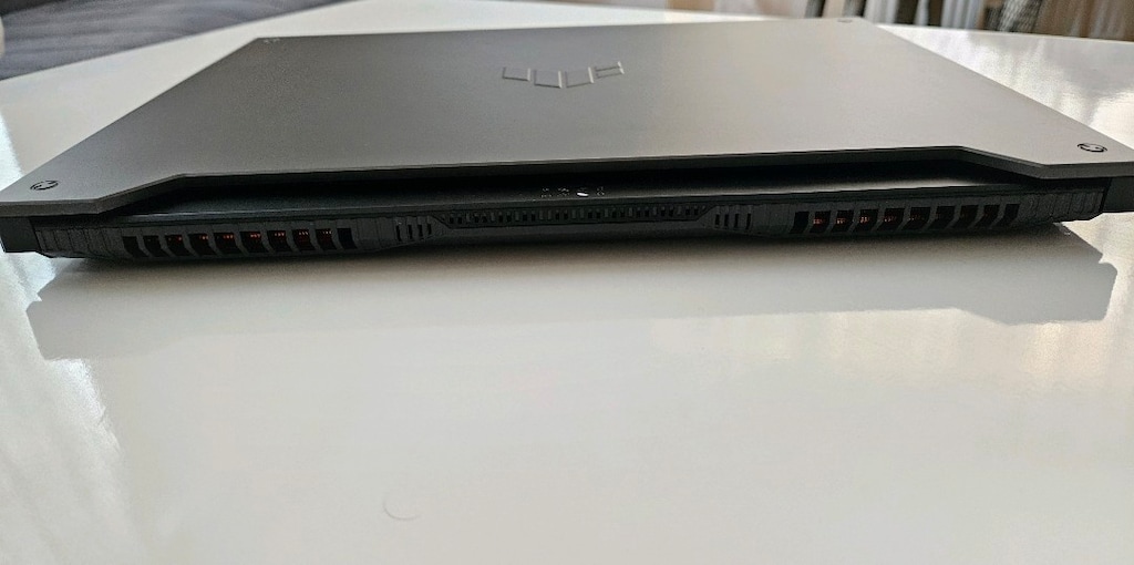 ASUS TUF F15 Gaming Laptop - 4
