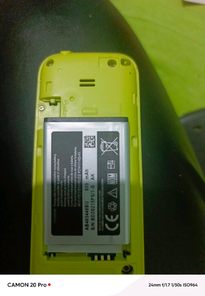 Samsung Tuşlu Kamerasız Telefon - 4