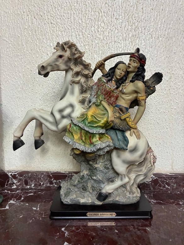 VİCTORIA COLLECTION — KIZILDERİLİ & AT REÇİNE HEYKEL / AMERİKAN KOLEKS