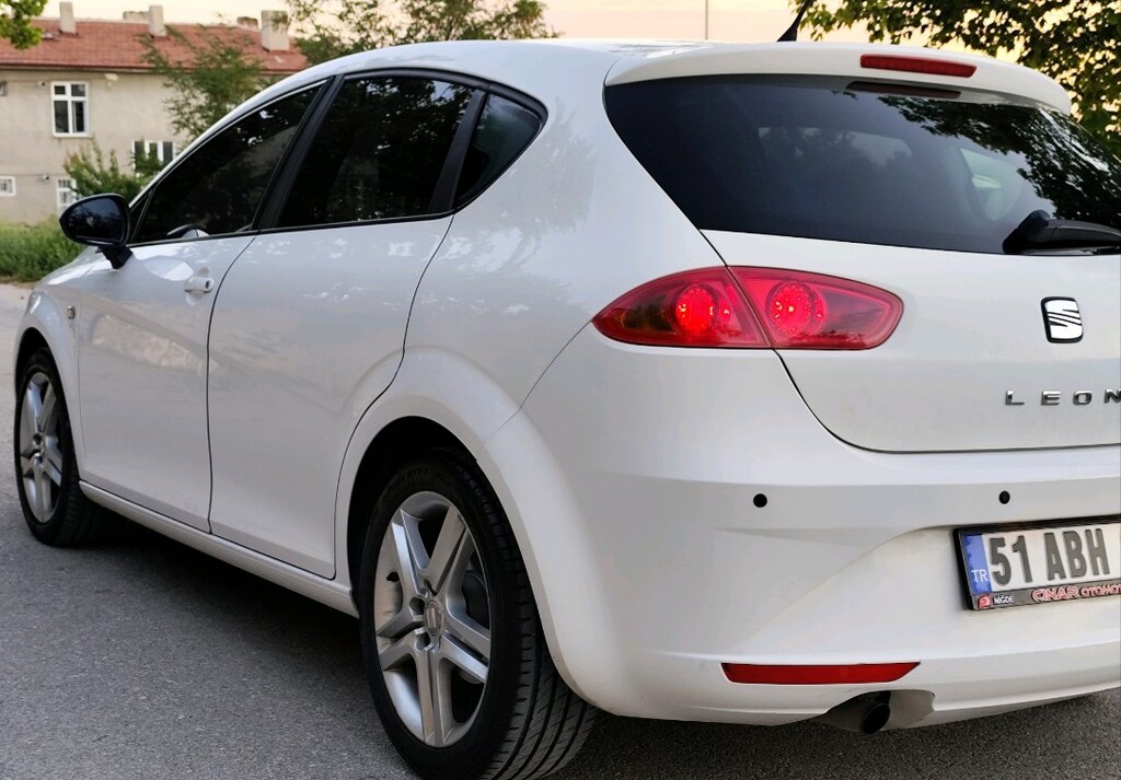 Seat Leon 1.6TDI CR style 2012model DSG otomatik vites - 7