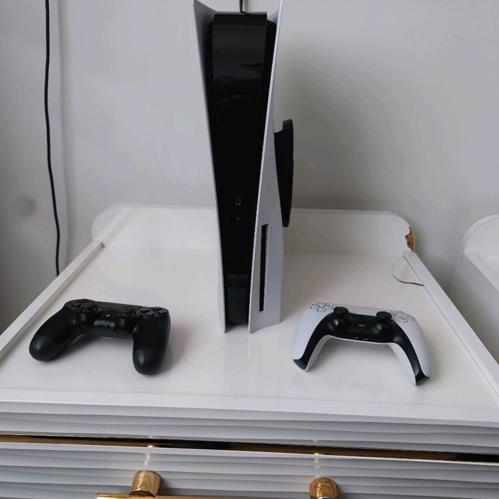 PlayStation 5 - 3