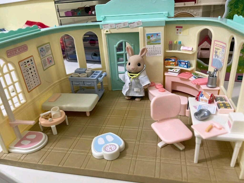 Sylvanian families country doctor gift set - 7
