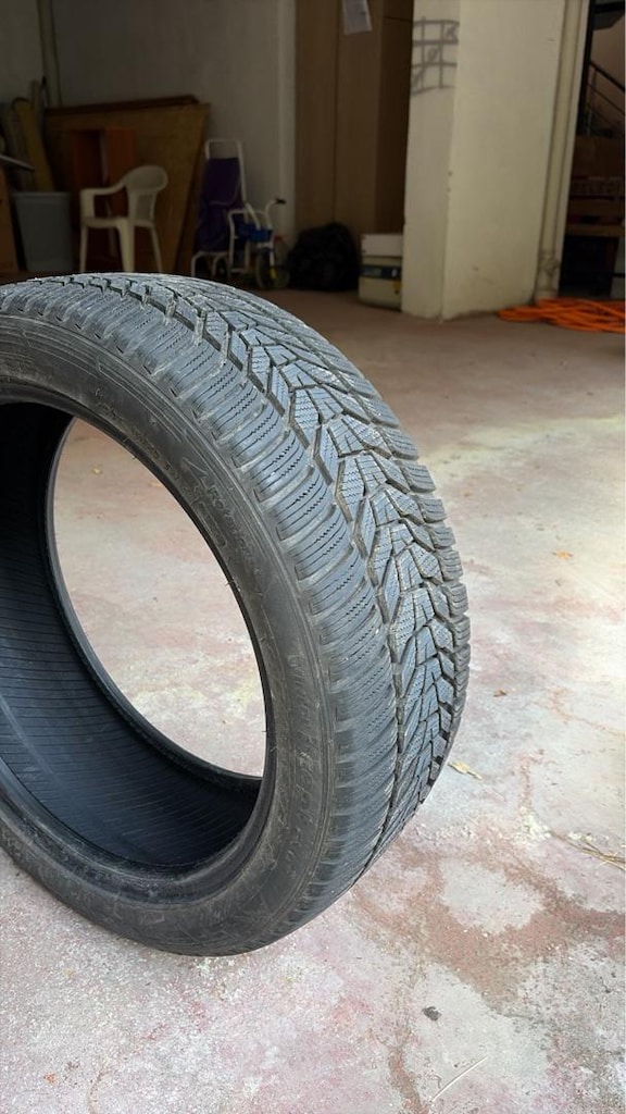 Hankook Winter Evo3 Kışlık Lastik 225/45/18 inç. - 7