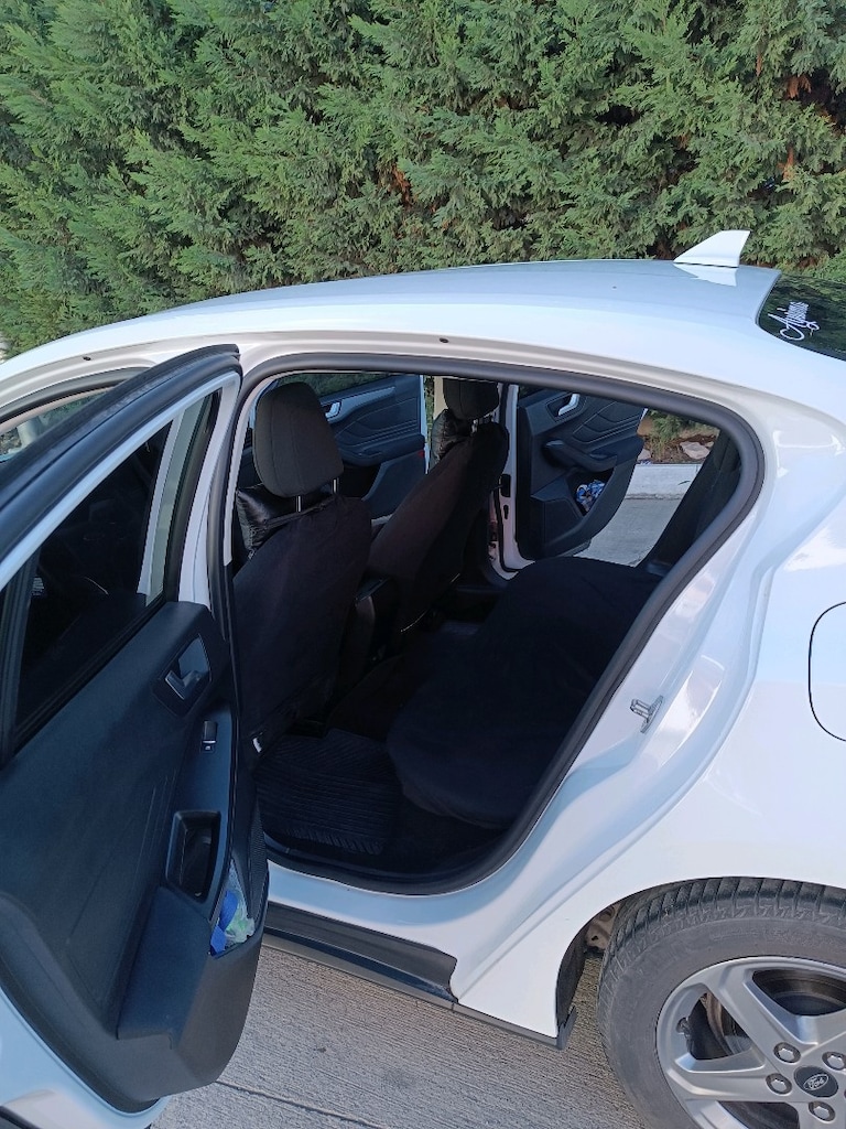 Ford FOCUS - 4