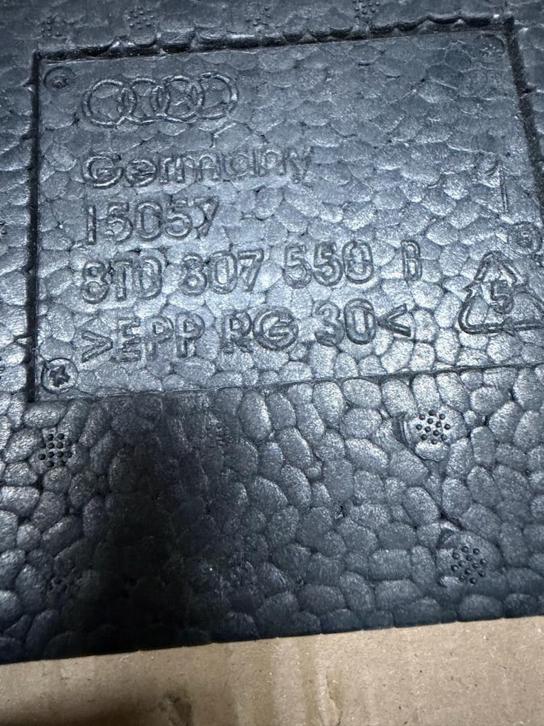 8T0807550B ön Tampon Destek Köpüğü Audi A5 Cabrıolet10-12 Audi A4 08-1 - 2