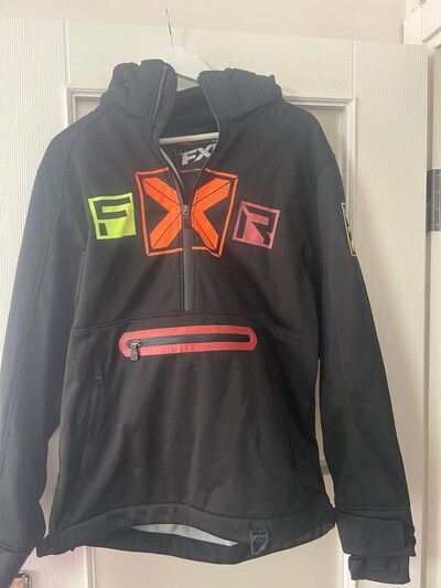 ERKEK MAVERİCK SOFTSHELL KAZAK