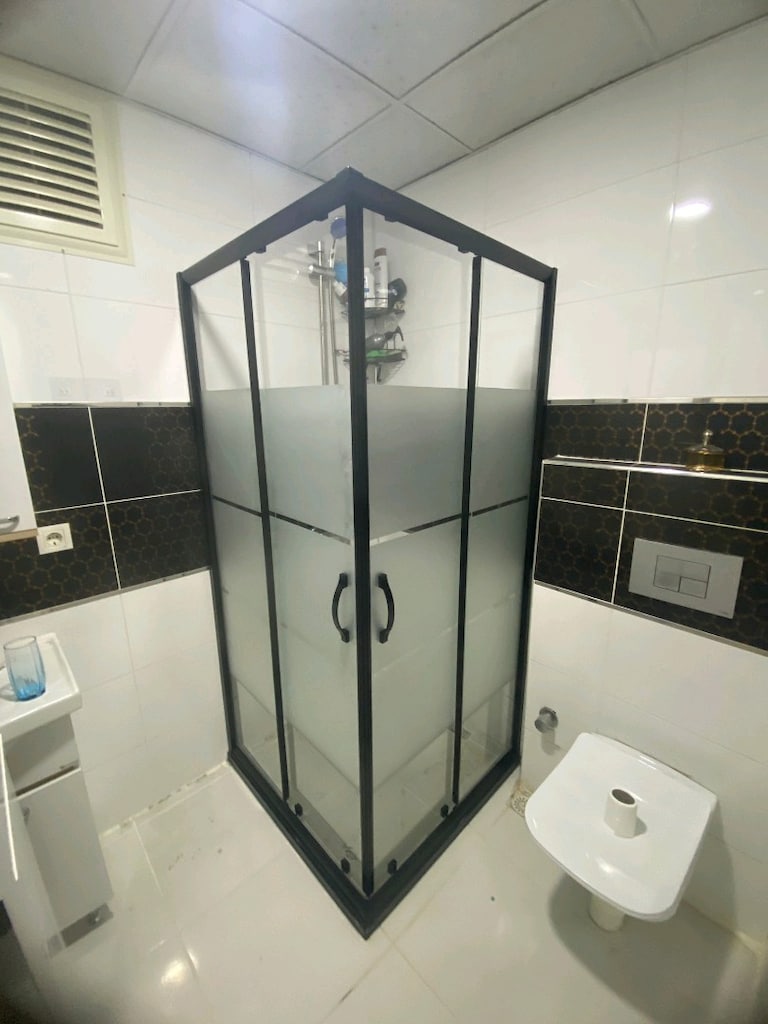 DUŞAKABİNDE FIRSAT - 13