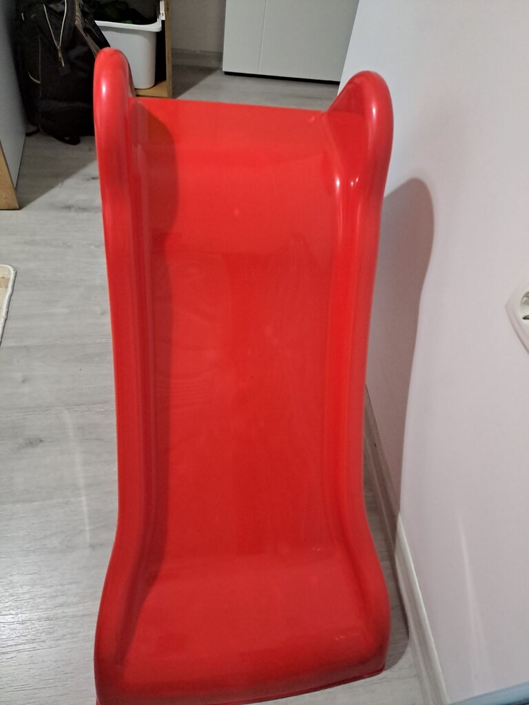 Kaydırak ilk basamakda çatlak var - 2