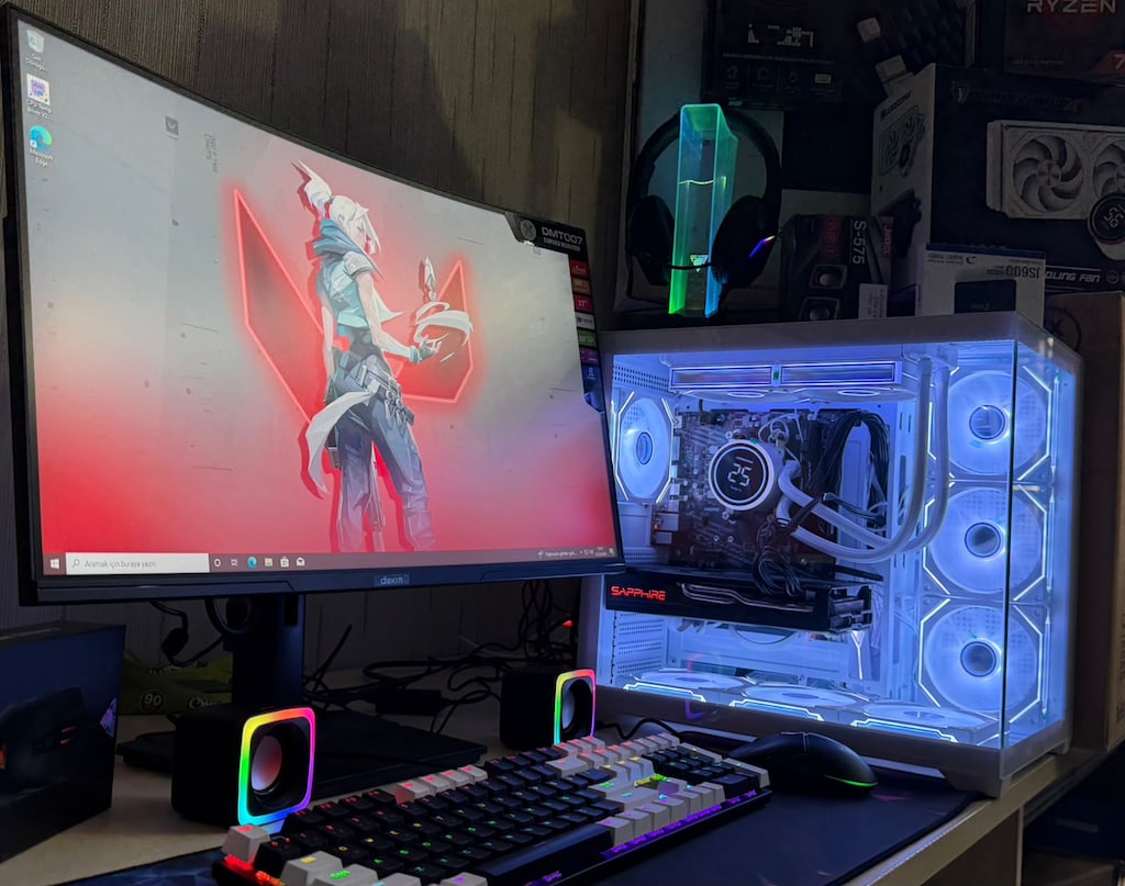 SIFIR GARANTİLİ MASAÜSTÜ OYUN BİLGİSAYARI RYZEN7 5700X-5700XT-180HZ - 6
