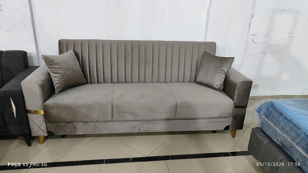sıfır kanepe Sandıklı yatak oluyor güzel kaliteli ürün adet 12.000 TL - 5