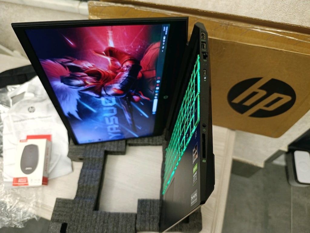 Temiz HP Pavilion Gaming | Ryzen 5 5600H - RTX 3050 - 16GB RAM - 144Hz - 2