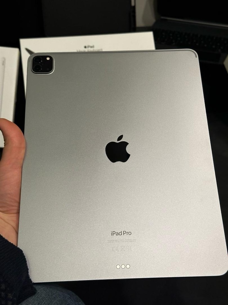 iPad Pro 12.9" 6. Nesil M2 - 512 GB Kutulu & Ekran Koruyuculu - 6