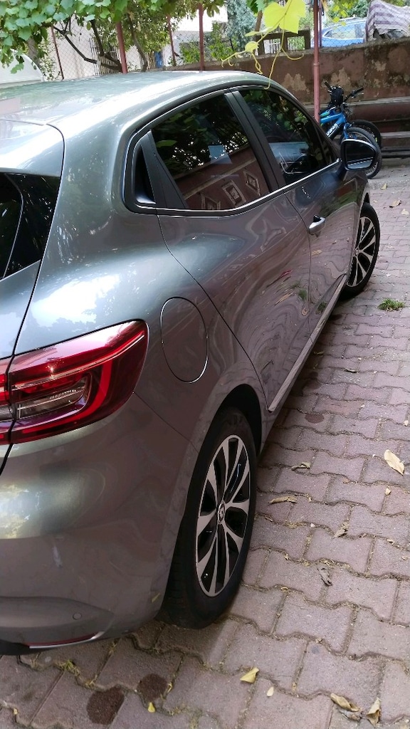 HATASIZ 2023 MODEL 1.0 TCE CLİO TOUCH - 3