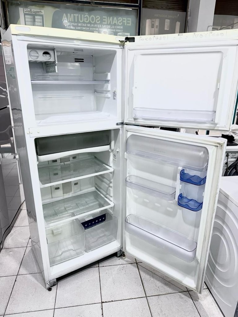 ARİSTON 400 LITRE NO FROST BUZDOLABI - 2