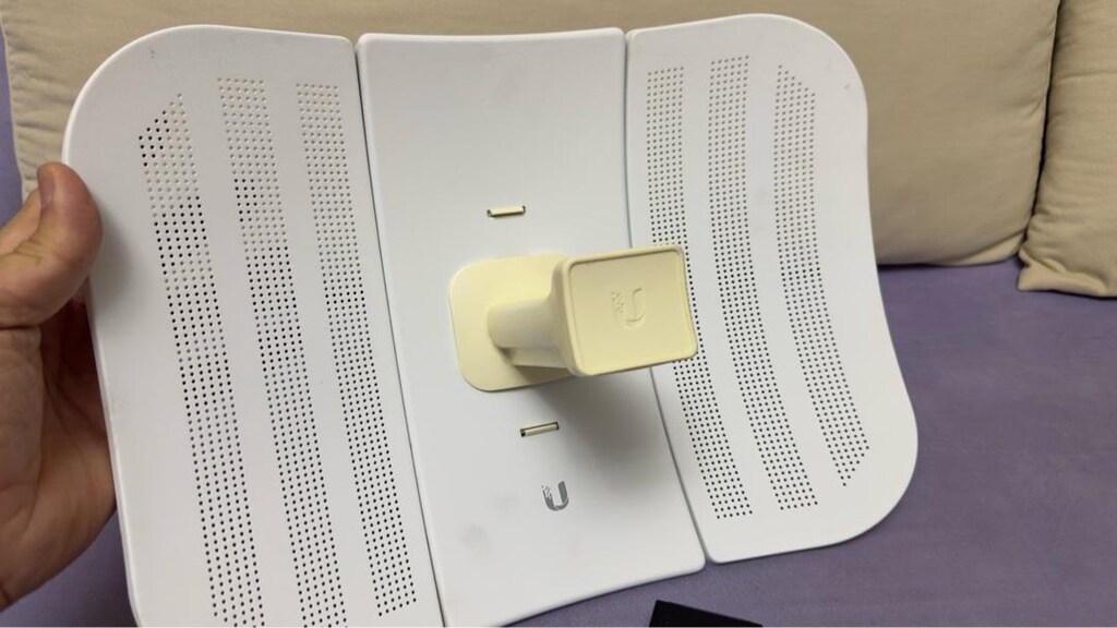 Ubiquiti UBNT LBE M5 23db 5 Ghz Dıs Mekan Access Point . - 5