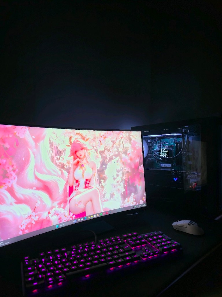 32 GB RAM RX 7800 XT 16 GB R5 5600X 1 TB M2 SSD - 12