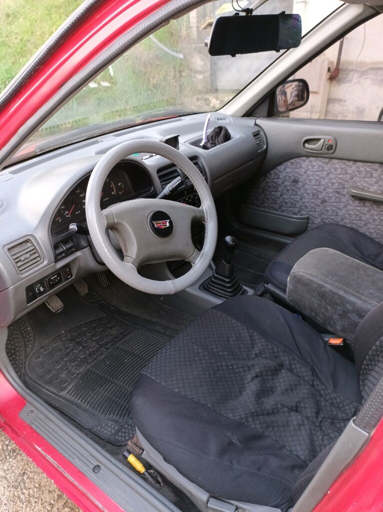 suzuki swift / - 12
