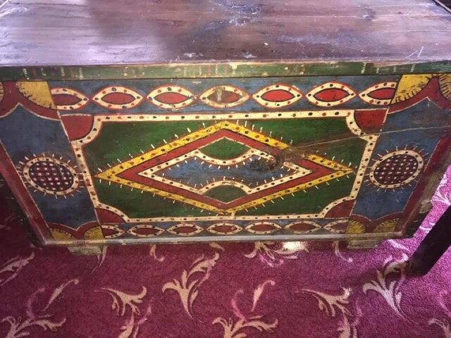 yöresel. eski. çeyiz sandıkları. edirne kavi, istanbul işçilikli,