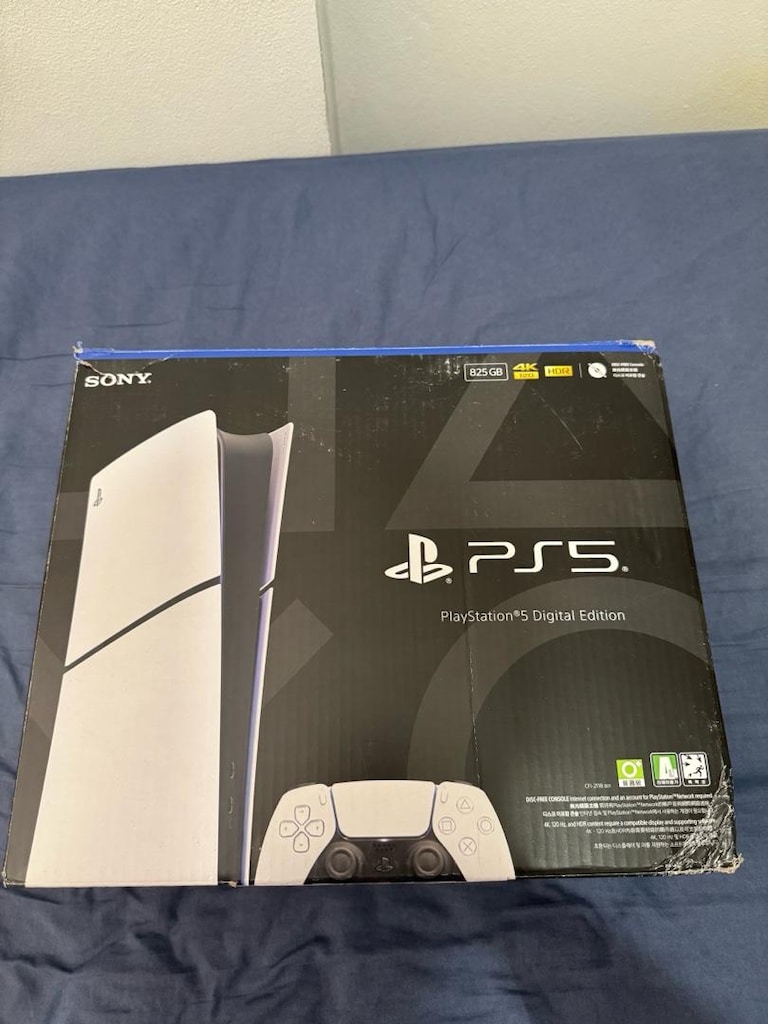 PS5 Slim 825 GB, 2 Aylık Tertemiz, Çift Kollu, Son Versiyon
