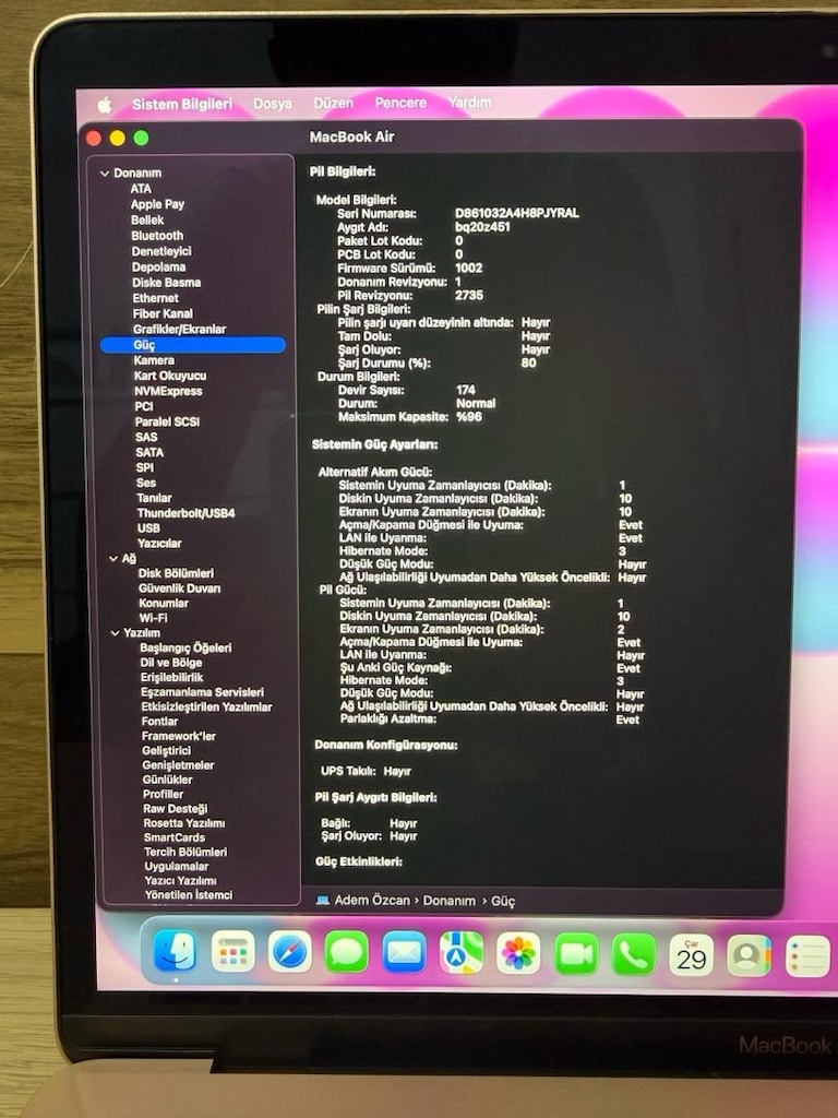 MacBook Air / M1 / 13 inç / 8 GB Ram / 256 GB Ssd - 3