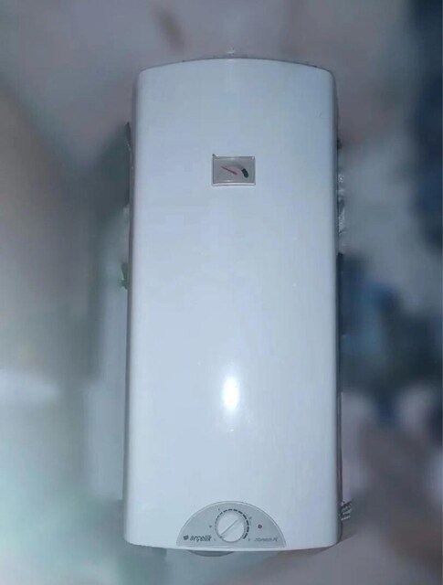 Arçelik çok az kullanılmış 65lt termosifon