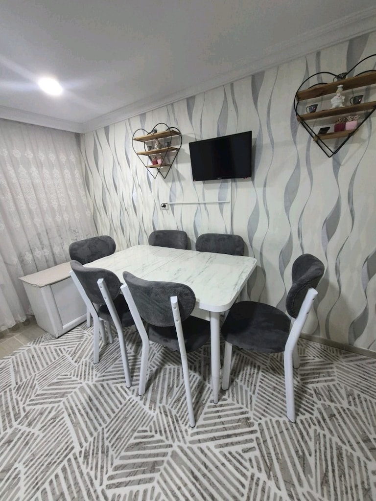 İmalattan Sıfır - Full MDF High Gloss Lüks Yemek Masası Takımı KAÇMAZ - 2
