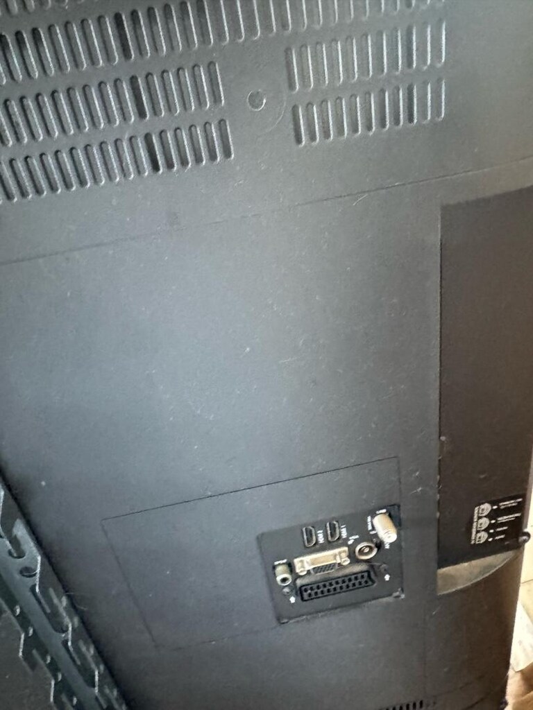 Vestel LED TV 42 büyük ekran - 3