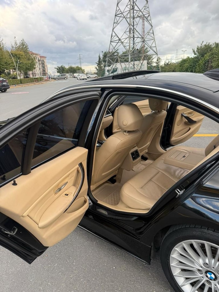 BMW 320i - 6
