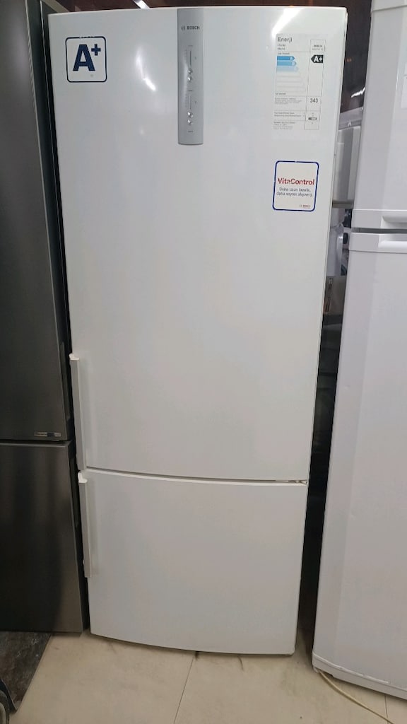 Bosch 520 litre alttan donduruculu nofrost buzdolabı - 4