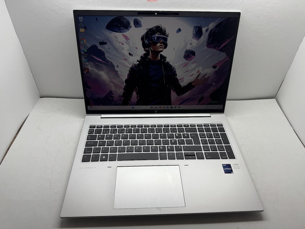 HP ELİTBOOK İ5 13. NESİL 16 GB RAM 256 NVME - 2