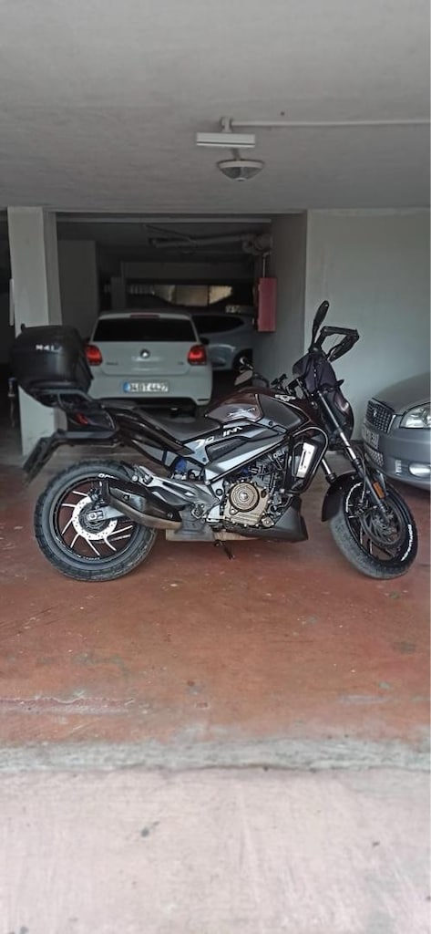Bajaj Dominar 400 - 3
