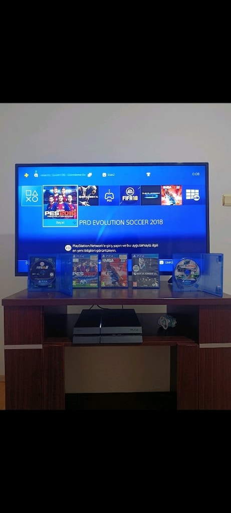 PlayStation 4 içi açılmamis tertemiz 3 kol 4 oyunla beraber Uygun satı - 5