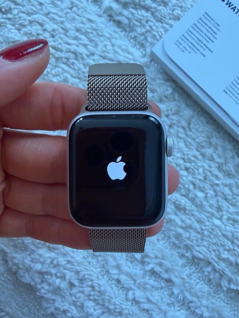 Apple Watch SE 3 40mm - 2