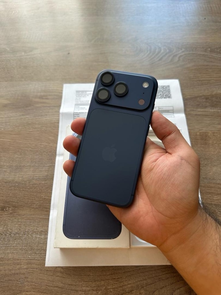 iPhone 17 Pro yurtiçi kutulu faturalı 22.5 ay garantili pil 100 - 4