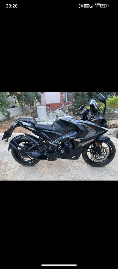 BAJAJ PULSAR RS 200 2024 - 7