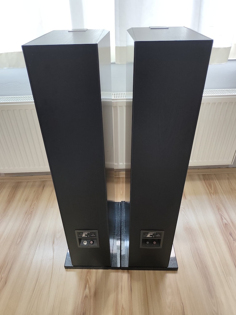 FOCAL CHORUS 726V KUSURSUZ - ÖZEL GRANİT STAND ve SPİKELERİ İLE - 3