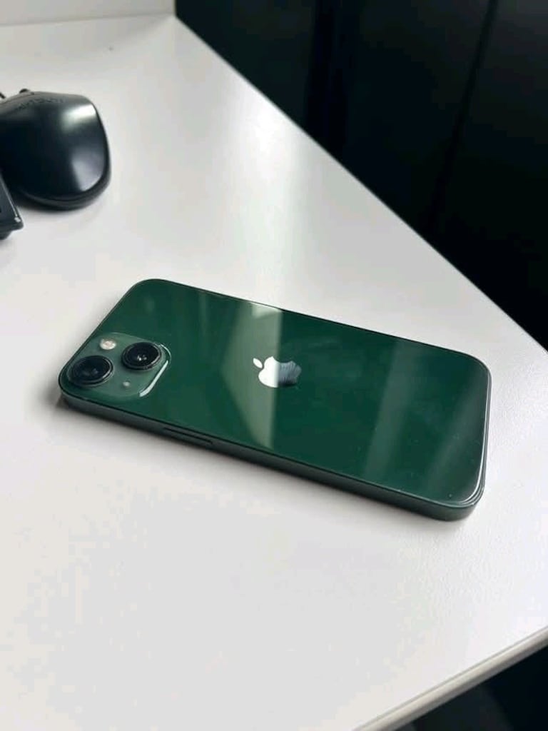 iPhone 13 - 6