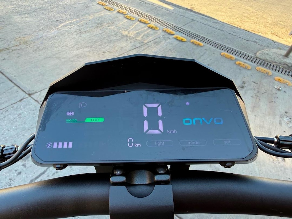 Onvo MX1 Scooter - 5