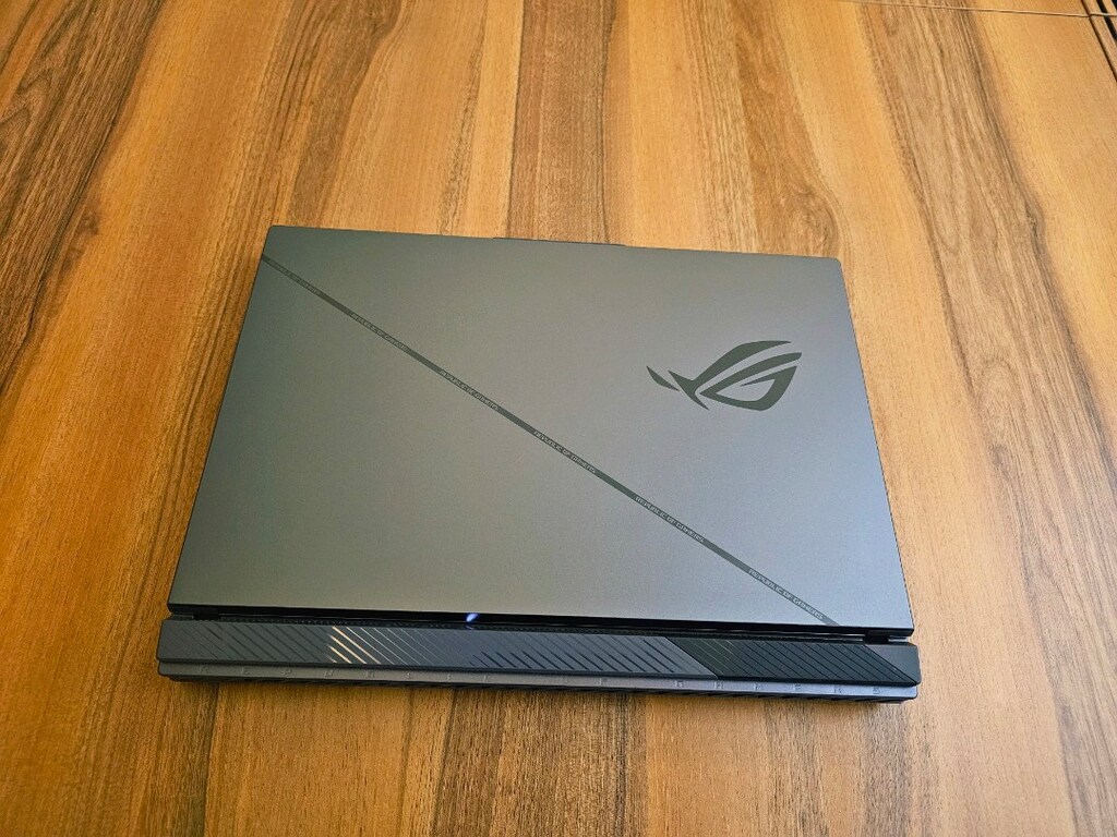Asus Rog Strix Rtx4070 i9 Oyuncu laptop - 7