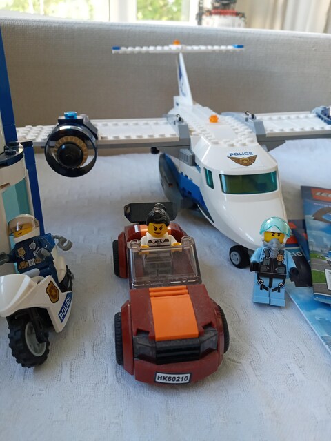 lego gökyüzü polisi hava üssü