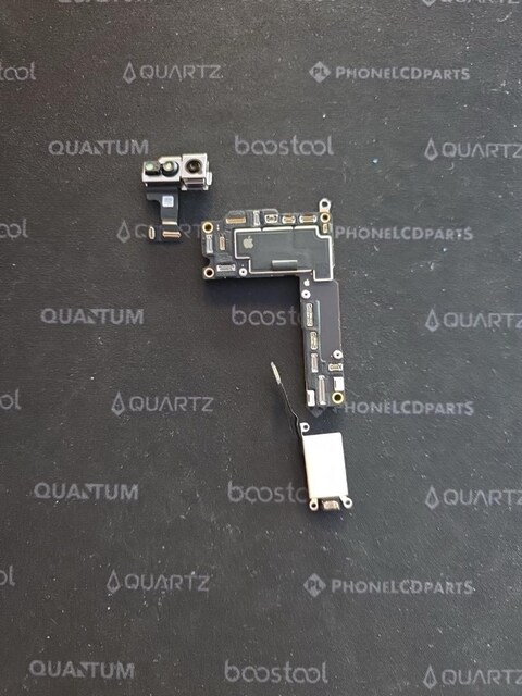 İphone 16 Anakart 128 GB Tr
