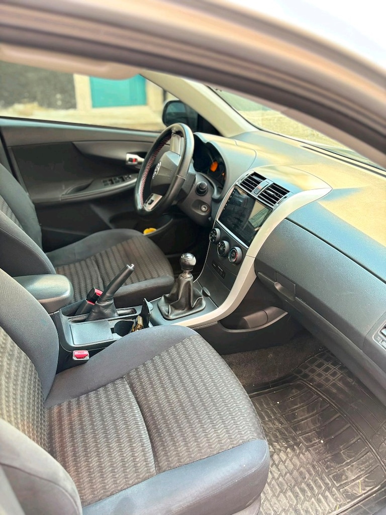2012 TOYOTA COROLLA - 12