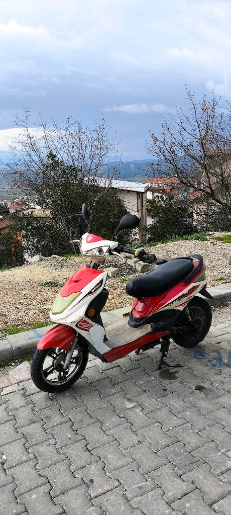 VSM parasına satılık ST Max bora 250 sıfır akülü tertemiz ilk gelen al - 4